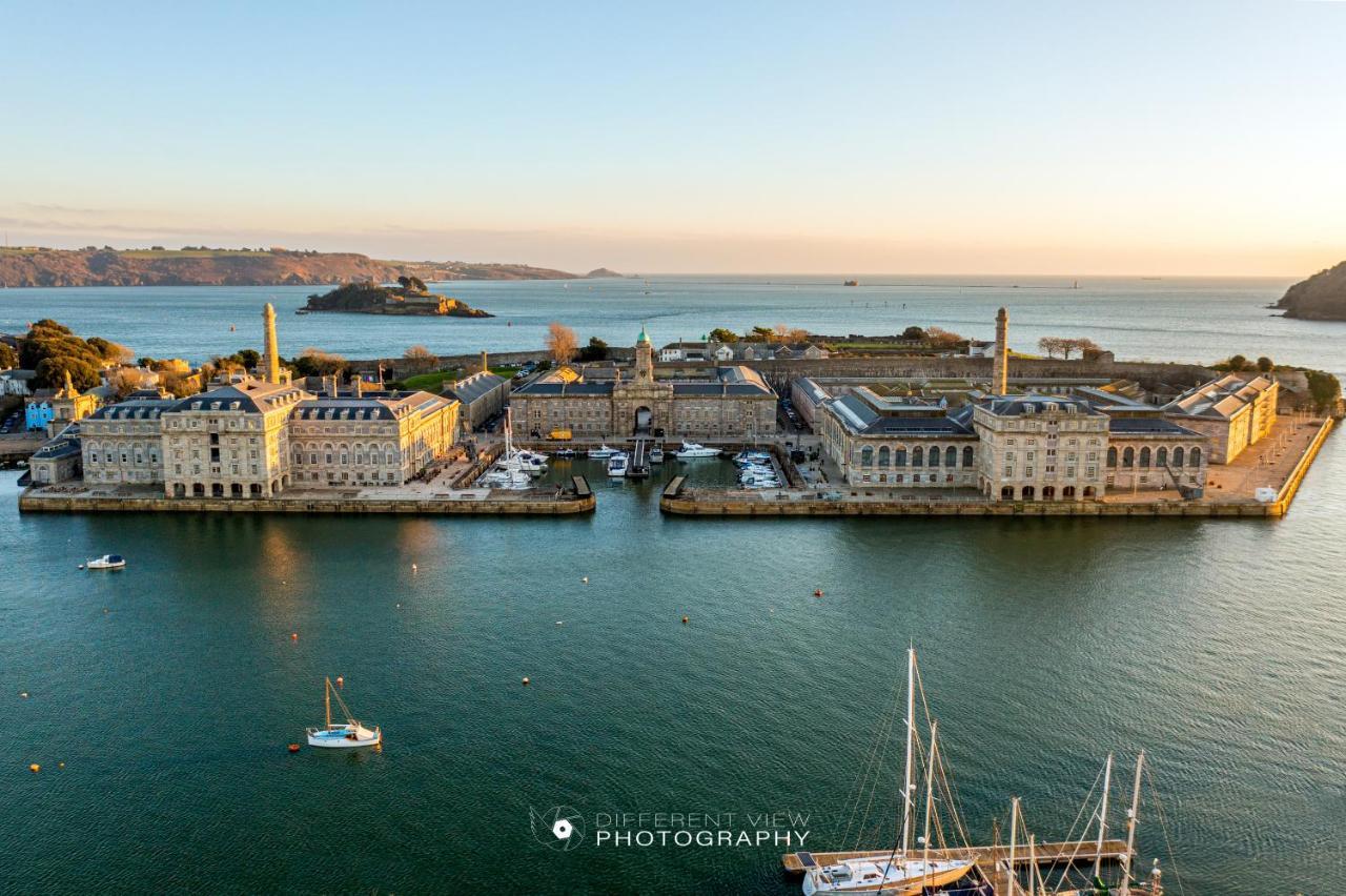 Apartment Two - Private Car Park, Comfortable And Well Equipped - By Ocean City Retreats Plymouth Eksteriør bilde