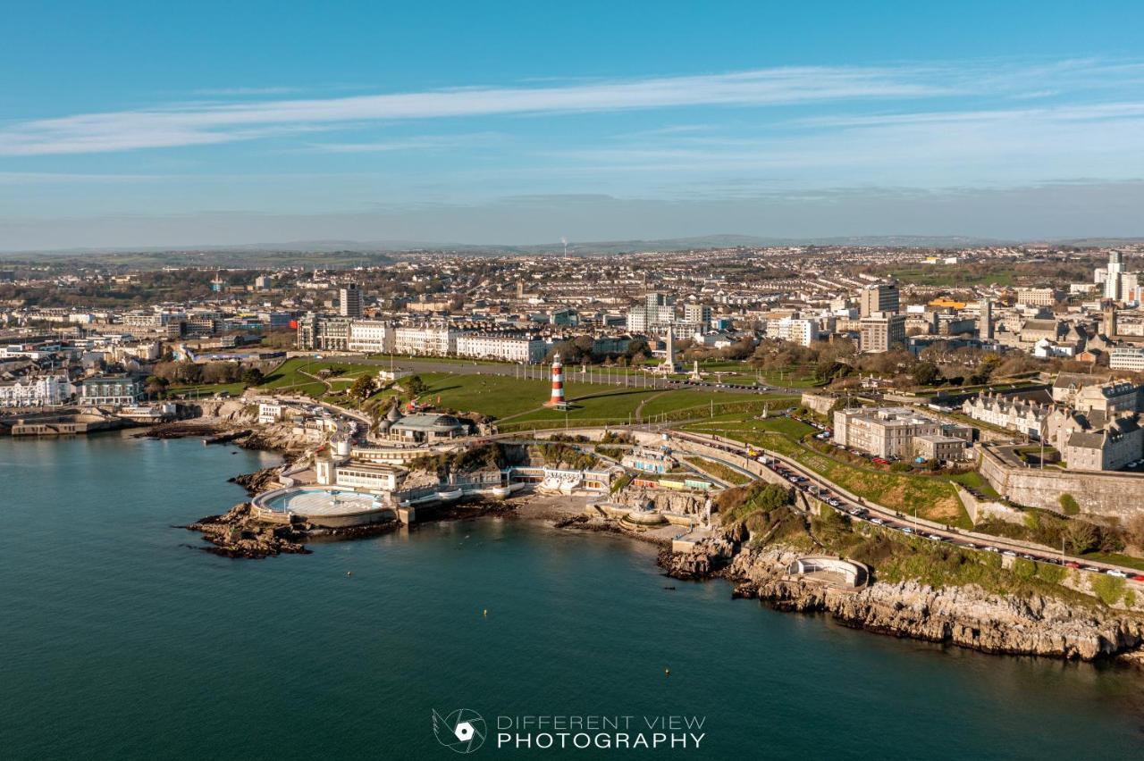 Apartment Two - Private Car Park, Comfortable And Well Equipped - By Ocean City Retreats Plymouth Eksteriør bilde