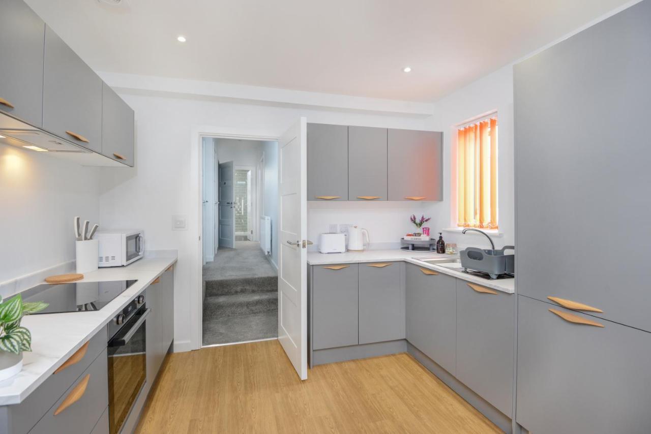 Apartment Two - Private Car Park, Comfortable And Well Equipped - By Ocean City Retreats Plymouth Eksteriør bilde