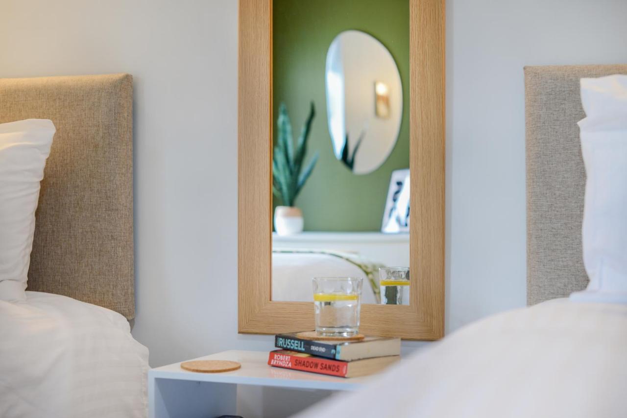 Apartment Two - Private Car Park, Comfortable And Well Equipped - By Ocean City Retreats Plymouth Eksteriør bilde